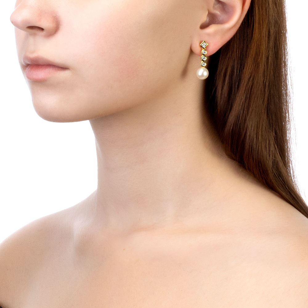 Серьги из серебра 925 пробы с белыми жемчужинами 8,5-9 мм. Артикул 9608