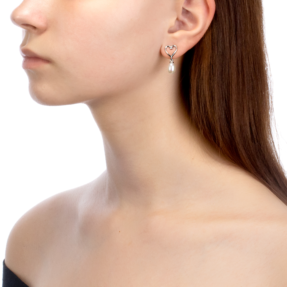 Серьги из серебра 925 пробы с белыми жемчужинами 7,5-8 мм. Артикул 9524