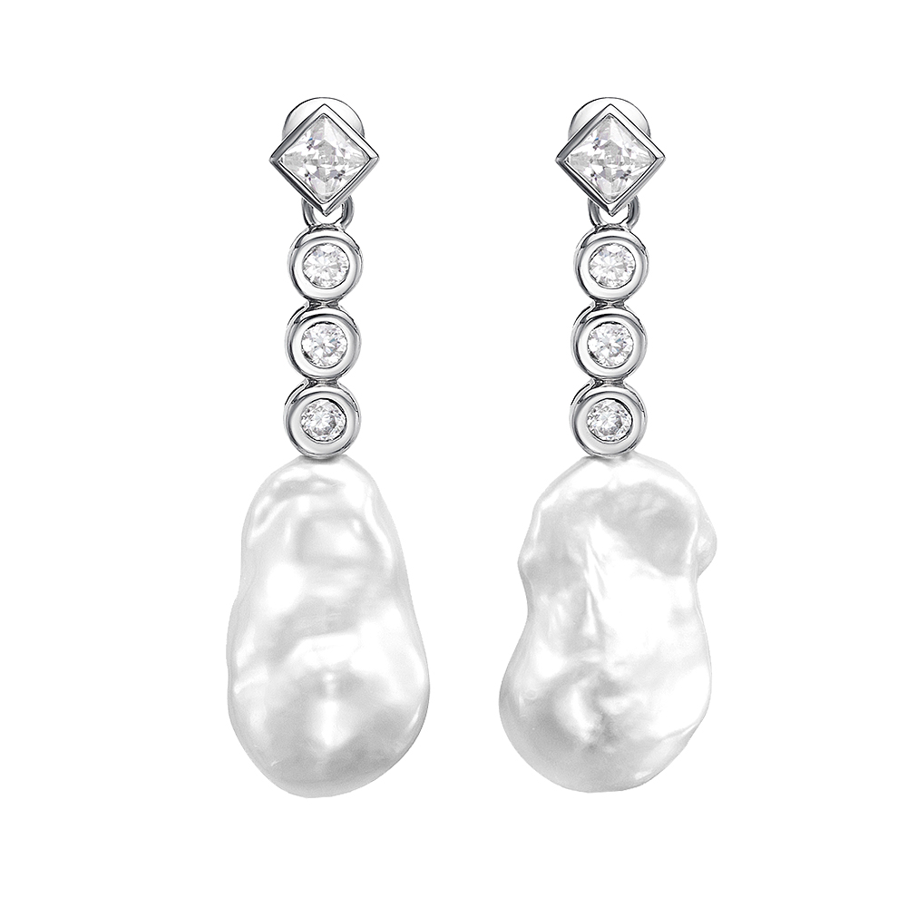 Серьги из серебра 925 пробы с белыми барочными жемчужинами 13-15 мм. Артикул 10195