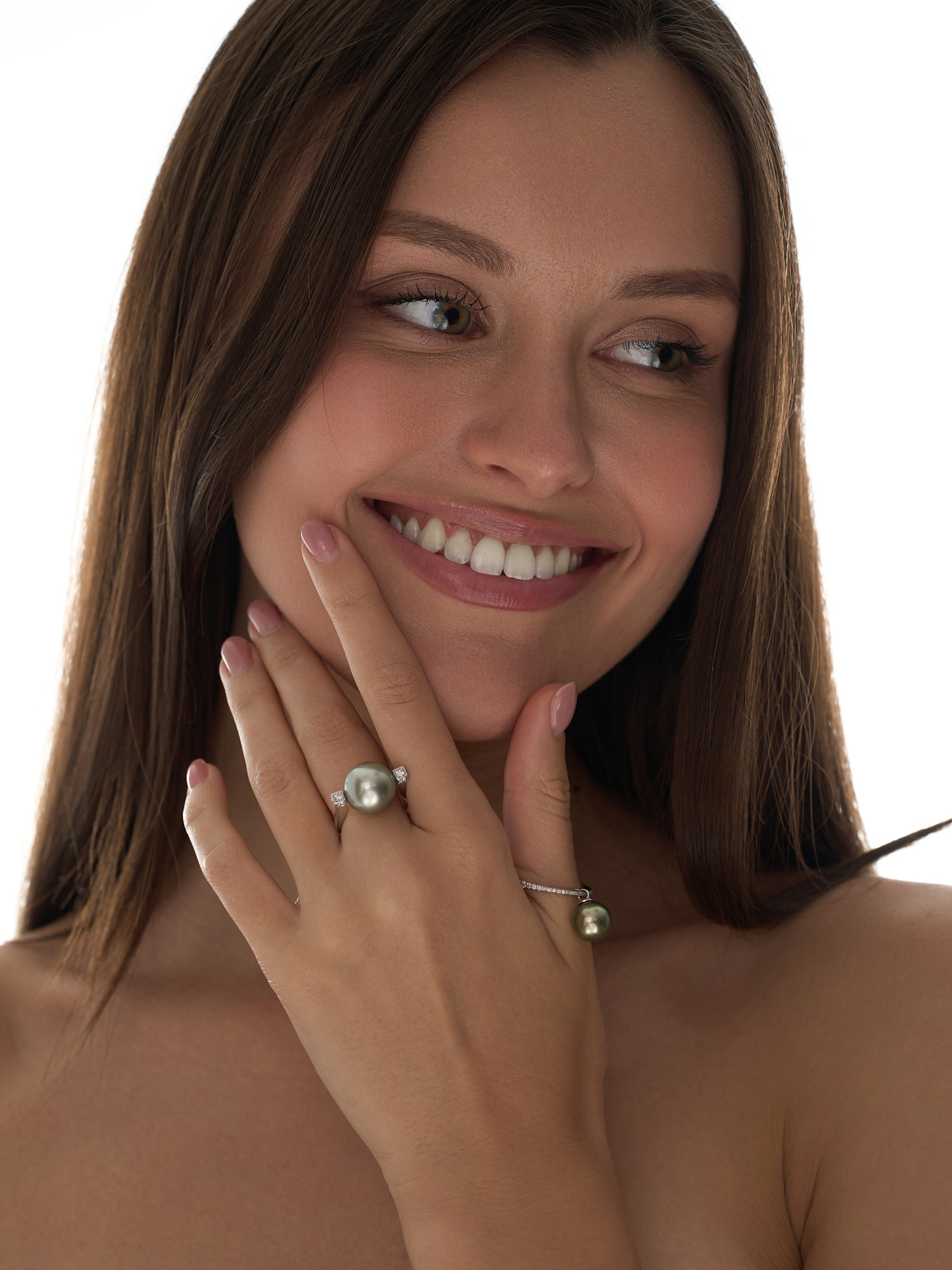 Кольцо из серебра 925 пробы с Таитянской морской жемчужиной 12-12,5 мм. Артикул 10723 Кольцо из серебра 925 пробы с Таитянской морской жемчужиной 12-12,5 мм. Артикул 10723